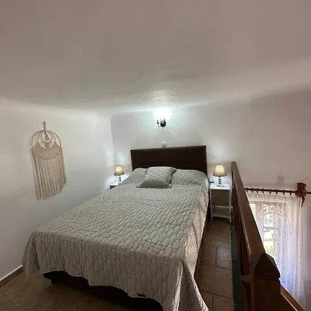 Apartman Vibes Áno Szírosz